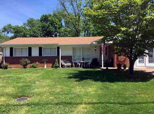 220 Bartow Dr, Barboursville, WV 25504