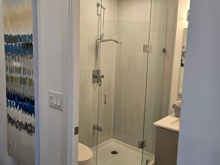 630 Greenwood Ave #304 — Photo 7