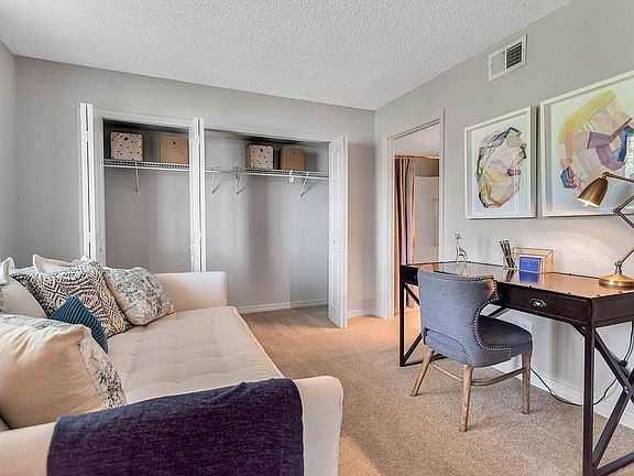 2nd image of 420 Sun Lake Cir #7790368