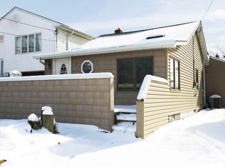 159 Waterford Rd, Island Park, NY 11558