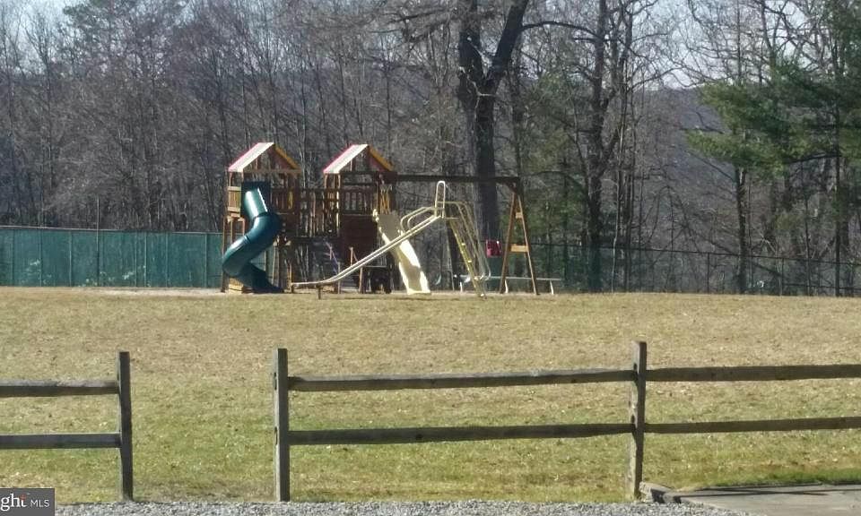 2nd image of Fawn Dr