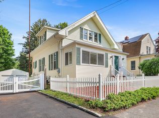 366 Suburban Ave, Fairfield, CT 06825
