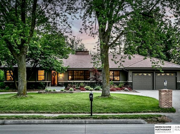 1312 S 90th St, Omaha, NE 68124