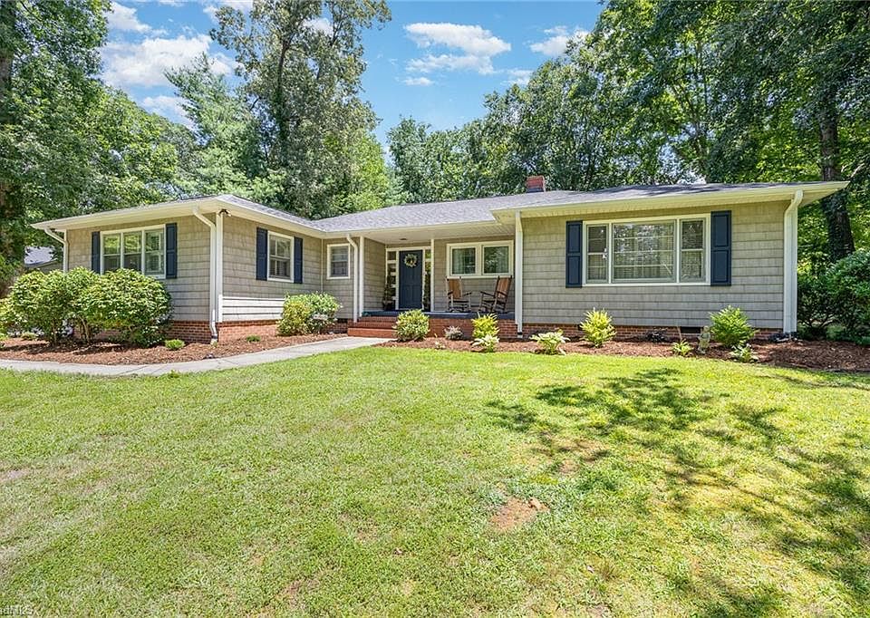 1st image of 159 Circle Dr