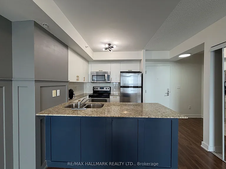5740 Yonge St #1805 — Photo 10
