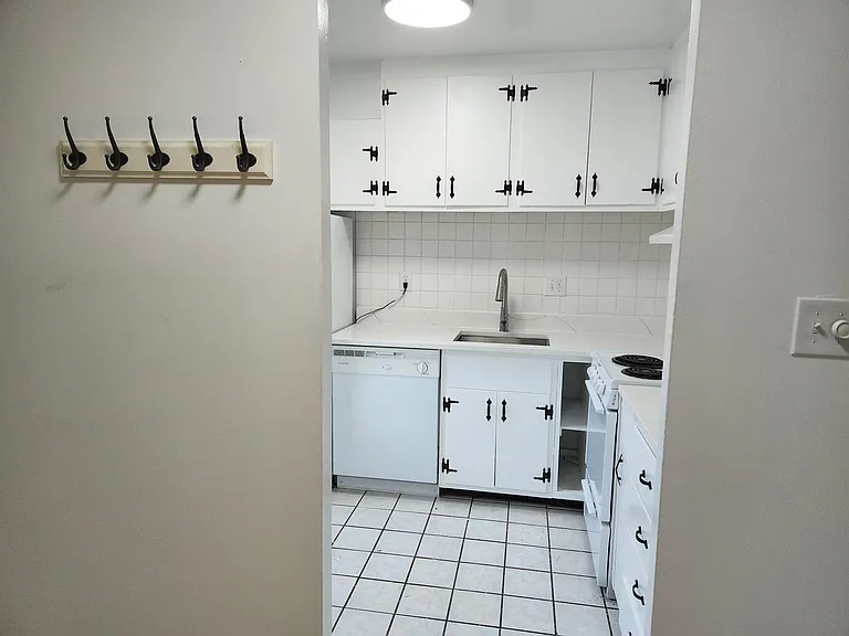 350 Fairmont Ave — Photo 29