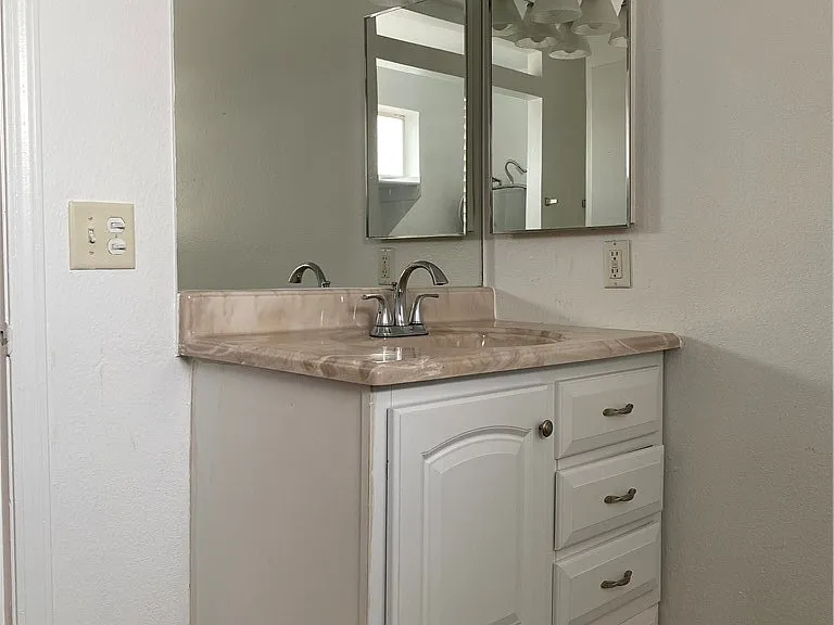 1662 N Lamont St #202 — Photo 10