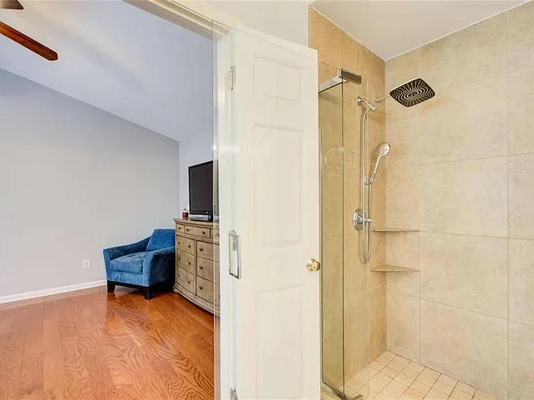 513 Stepney Ct SE — Photo 23