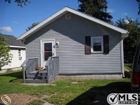 616 W 10th St, Monroe, MI 48161