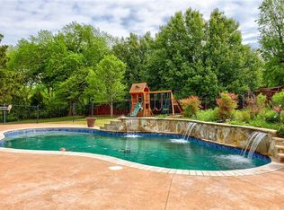 19424 Cade Ct, Edmond, OK 73012