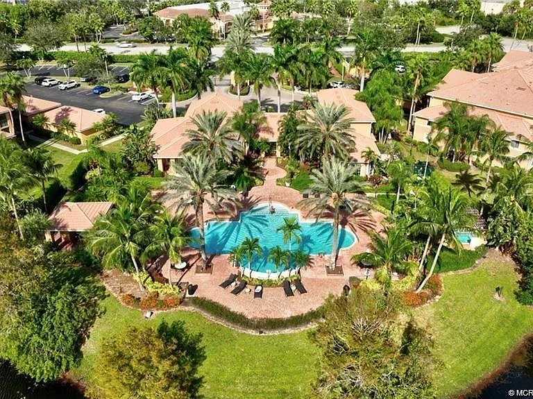 3765 NW Mediterranean Ln — Photo 17