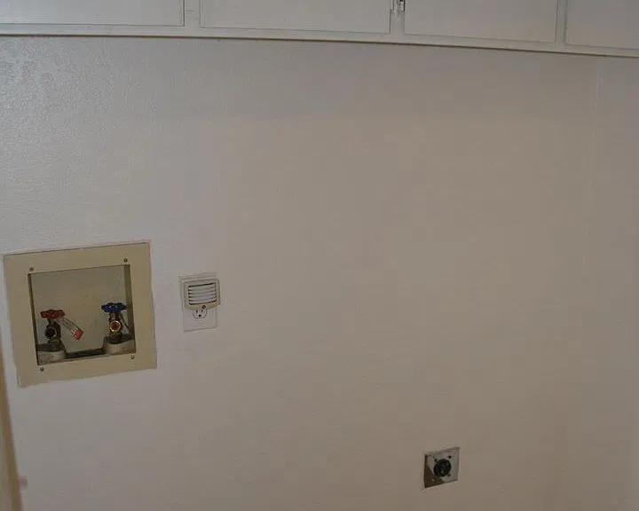 2221 Lynbrook Dr — Photo 17