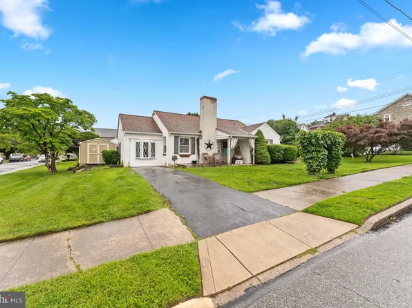 223 Hunt Ave, Downingtown, PA 19335