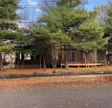 2nd image of 501 Amberson Ave