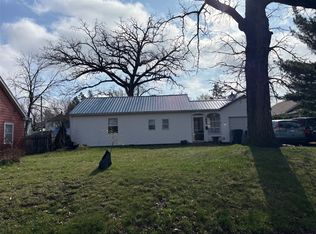 1052 Daniels St NE, Cedar Rapids, IA