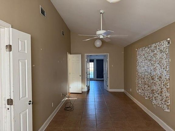 5th image of 1313 Field Ave