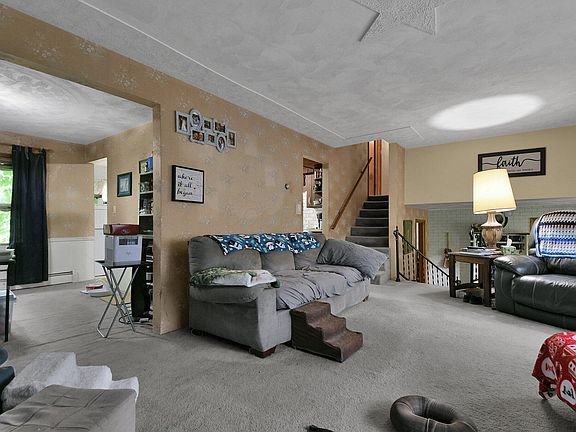 4th image of 1485 Willow Park Dr