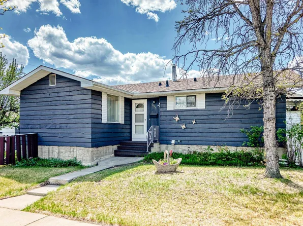 16331 109th Ave NW, Edmonton, AB T5P 1B9