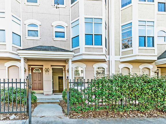 Highland Ave Exterior View