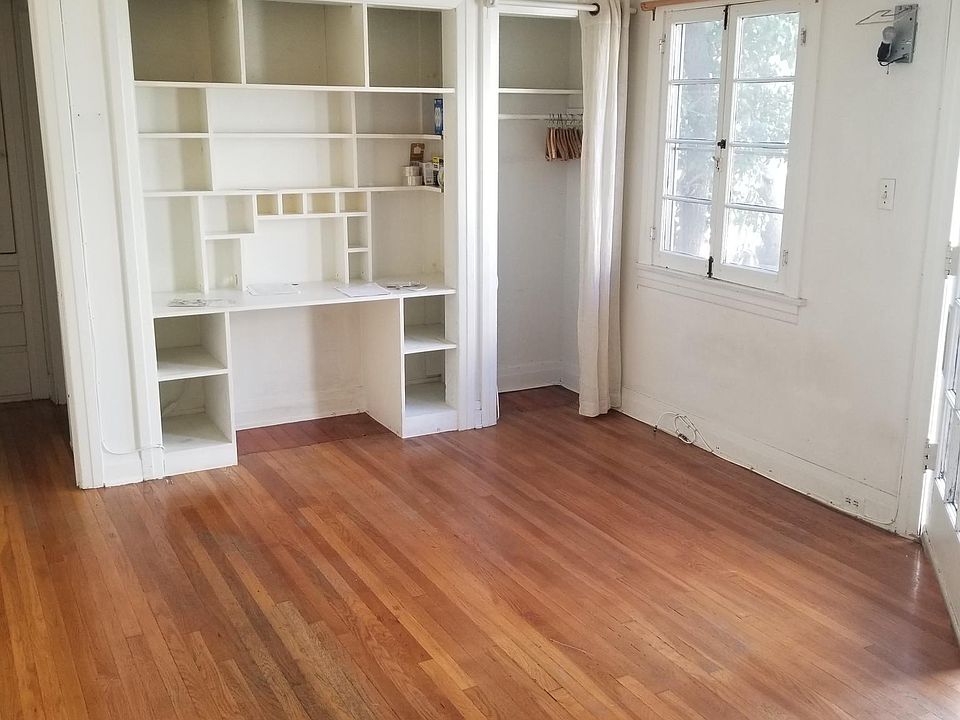 1st image of 1120 20th St APT B