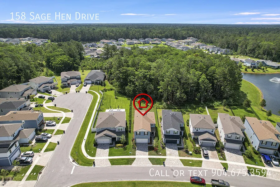 Spacious 5-Bedroom Home with Preserve Views — Photo 4