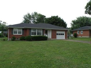 604 3rd St, Lawrenceburg, TN 38464