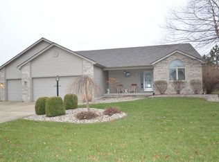 16227 Thunderbird Rd, Huntertown, IN 46748