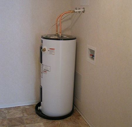 Utility Room/ Washer Dryer Connections