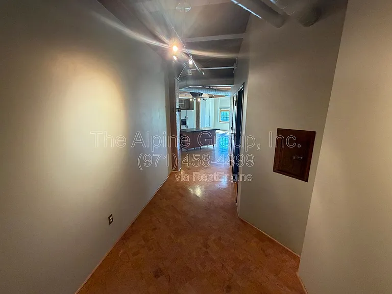 1420 NW Lovejoy St #414 — Photo 33