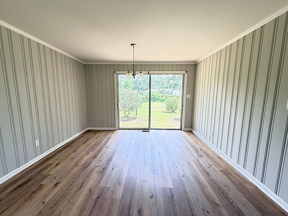 5th image of 1107 W Park Ave
