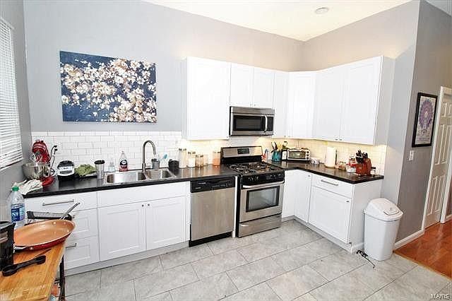 Fully updated kitchen