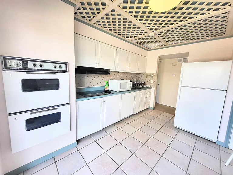10316 Forest Brook Ln #A — Photo 17