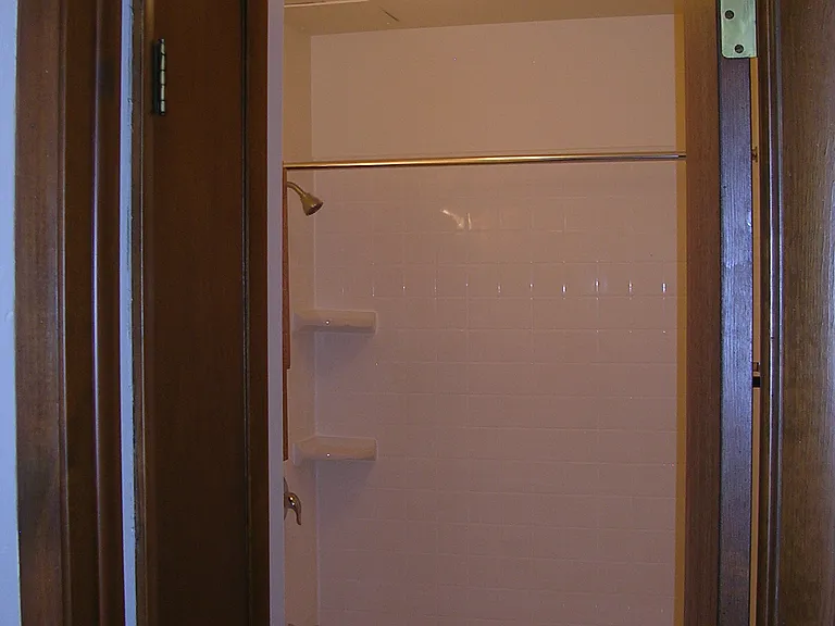 2549 S Kinnickinnic Ave #308 — Photo 6
