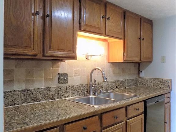 5th image of 5920 Spruce Run Ct
