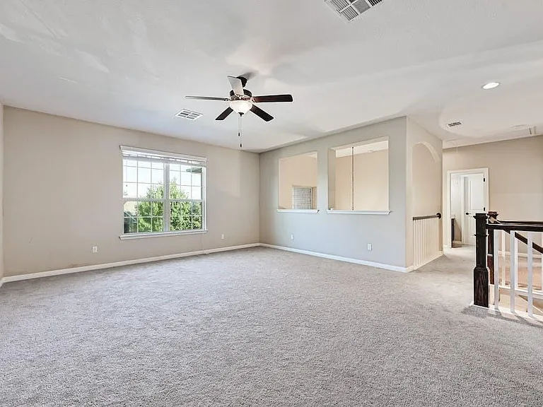 779 Wild Rose Dr — Photo 4
