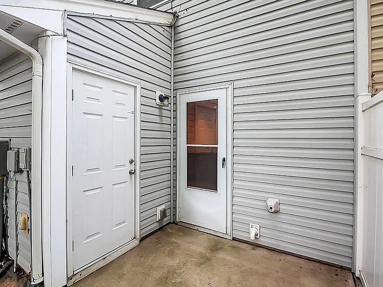 12433 McGrath Dr — Photo 24