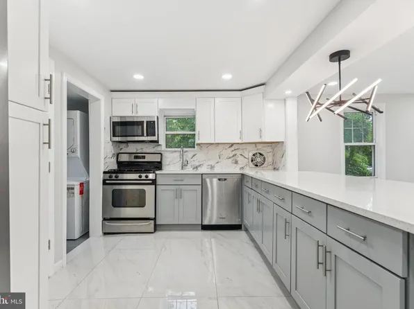114 Grant Ave, Moorestown, NJ 08057
