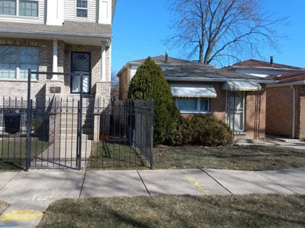1136 W 95th Pl, Chicago, IL 60643