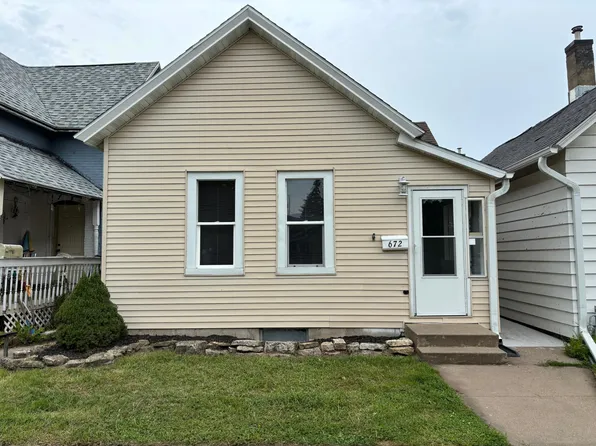 672 W 4th St, Winona, MN 55987