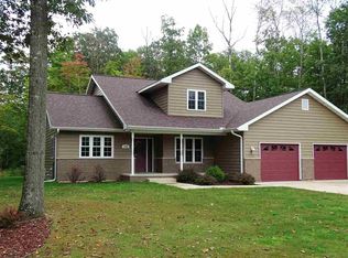 1008 Scott St, Niagara, WI 54151