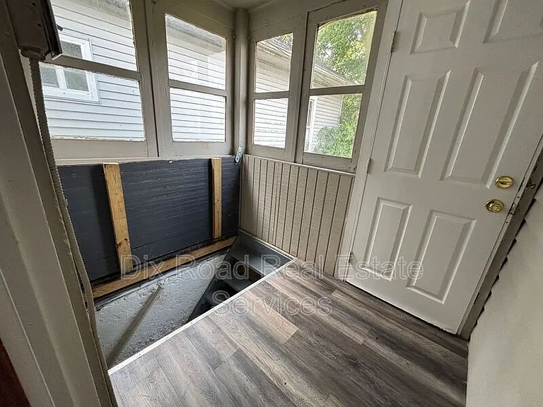 1022 Auburn St — Photo 19