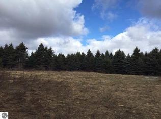 11136 22 Mile Rd, Tustin, MI 49688