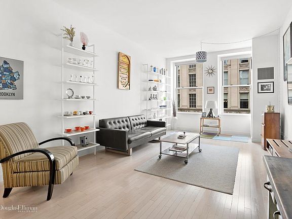 5th image of 650 6th Ave APT 5D