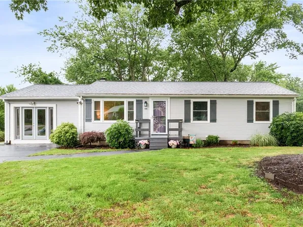 84 Hilton Rd, Warwick, RI 02889