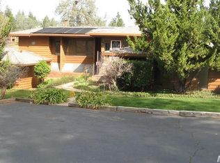 910 Conifer Ln, Auburn, CA 95602