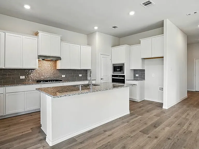 4191 Waldron Trl — Photo 14