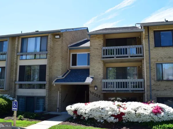 10223 Valentino Dr APT 7321, Oakton, VA 22124