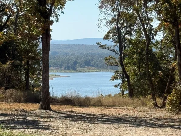 3 McNally Rd, Eufaula, OK 74432