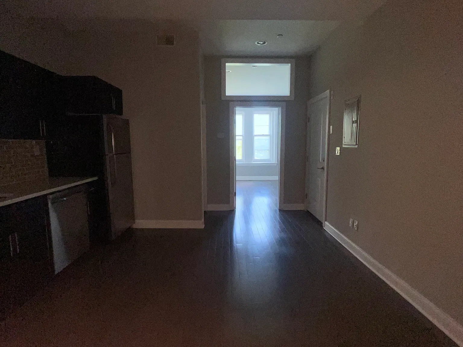 1 bed, $1,300 — Photo 4