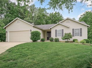 1123 Gibraltar Point Dr, Saint Charles, MO